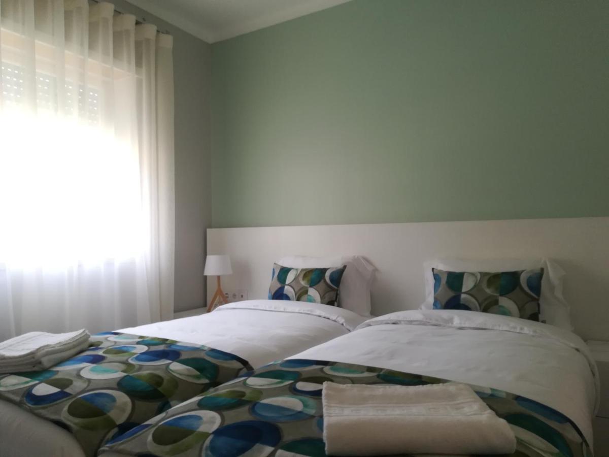 Praia Del Rey Pool View Bythe Sea Praia del Rei المظهر الخارجي الصورة
